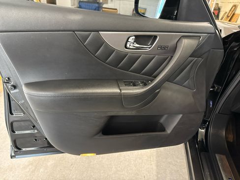 Used 2013 INFINITI FX37 FX37 AWD w/ Premium Pkg image 32