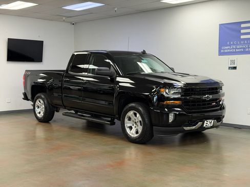 Used 2018 Chevrolet Silverado 1500 LT w/ All Star Edition AWD/4WD image 2