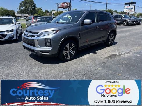 Used 2022 Mitsubishi Outlander Sport SE image 2