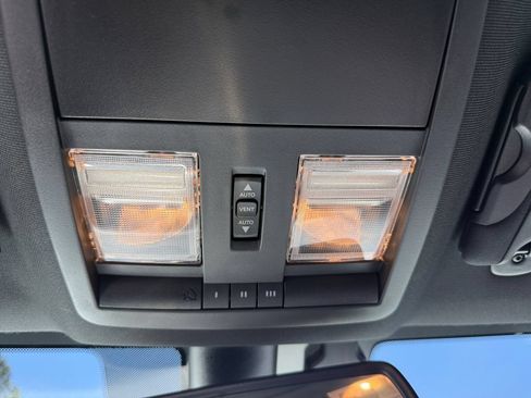 Certified 2018 Dodge Challenger GT AWD/4WD image 37