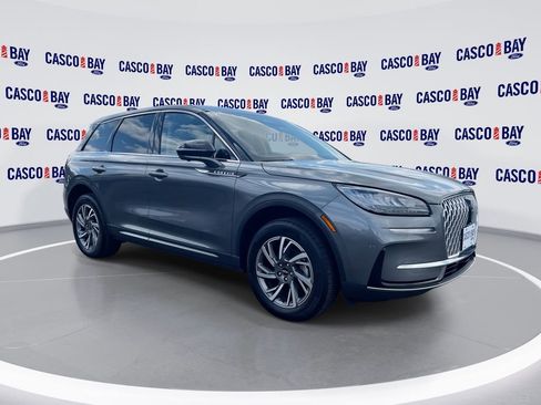 Used 2025 Lincoln Corsair AWD w/ Equipment Group 101A image 1