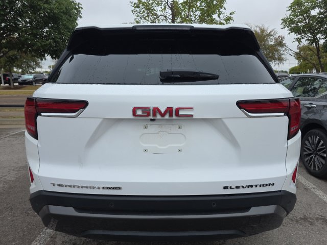 Used 2026 GMC Terrain Elevation AWD/4WD image 4