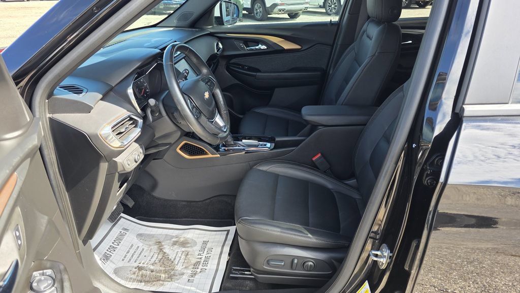 Used 2023 Chevrolet TrailBlazer ACTIV FWD image 15