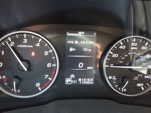 Used 2024 Subaru Crosstrek 2.0i Premium AWD/4WD image 17