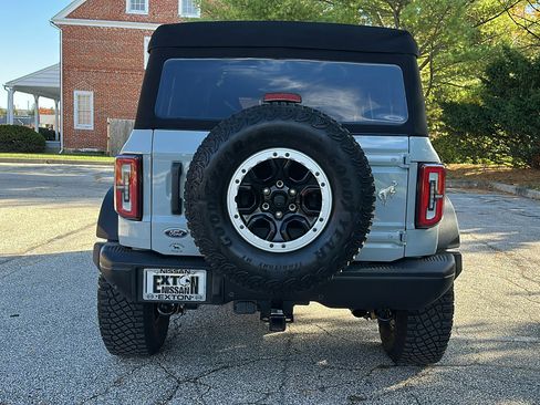 Used 2021 Ford Bronco Badlands image 5