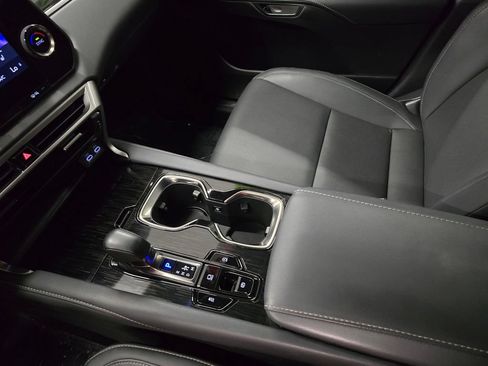 Used 2024 Lexus RX 350 FWD w/ Technology Package image 23