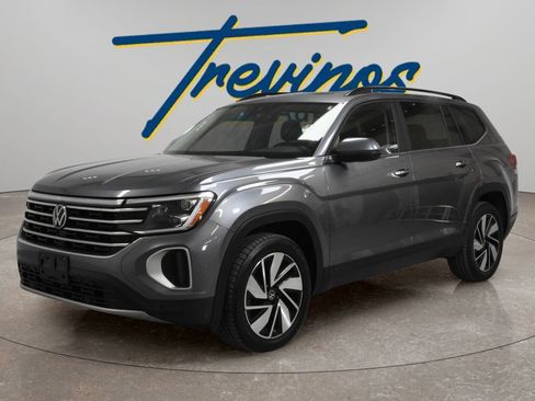 Used 2024 Volkswagen Atlas SE AWD/4WD image 8
