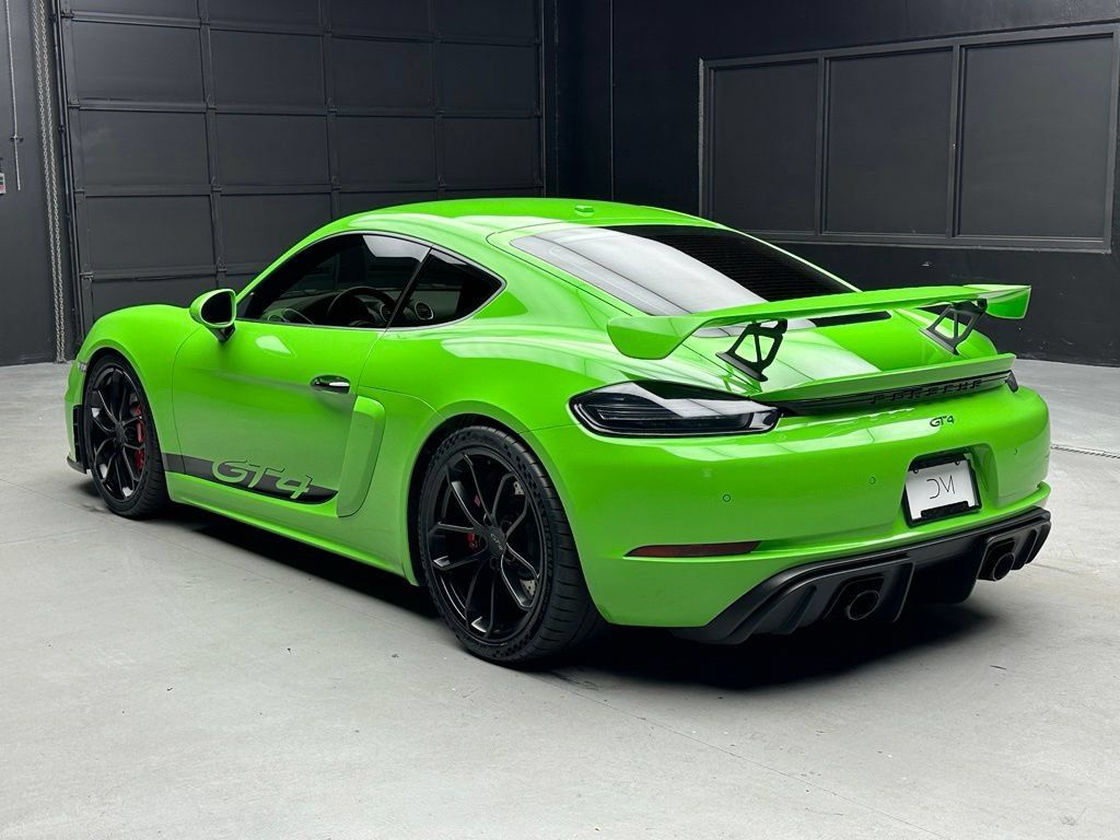 Used 2023 Porsche 718 Cayman GT4 RWD image 5