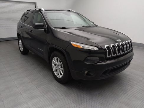 Used 2014 Jeep Cherokee Latitude AWD/4WD image 13