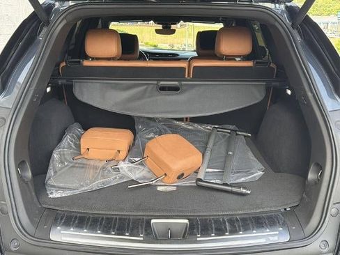 Used 2020 Cadillac XT5 Premium Luxury FWD image 18