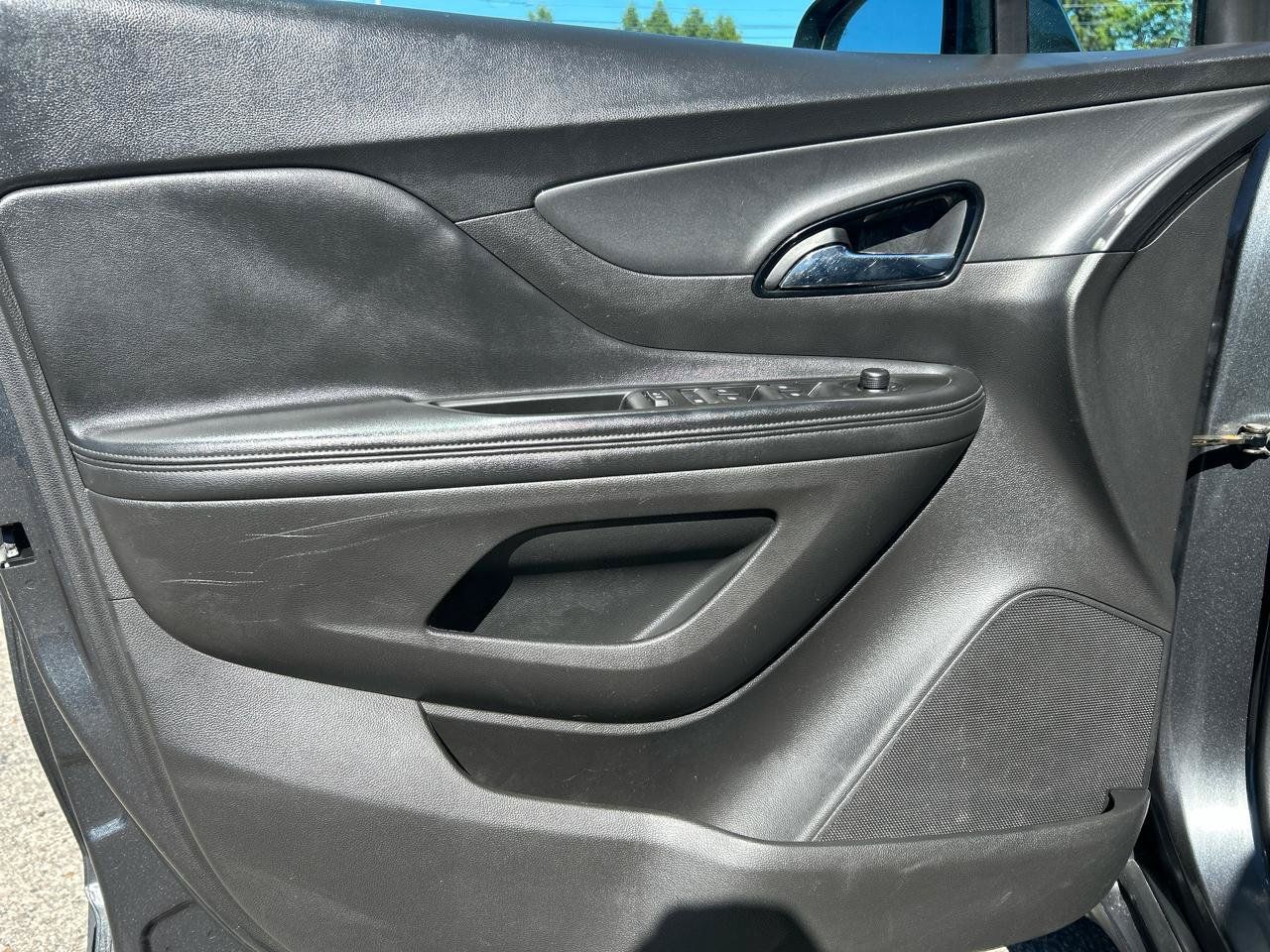 Used 2017 Buick Encore Preferred AWD/4WD image 8
