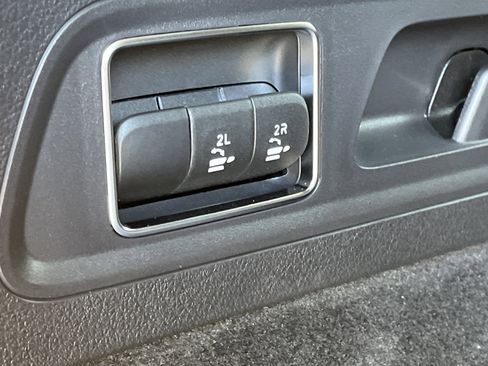 New 2026 Mercedes-Benz GLS 450 4MATIC image 10