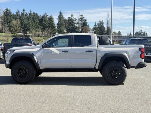 New 2026 Chevrolet Colorado ZR2 w/ ZR2 Bison Edition image 2