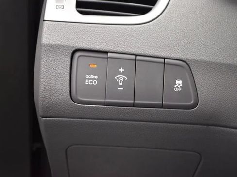 Used 2012 Hyundai Elantra GLS w/ Preferred Pkg 3 FWD image 21