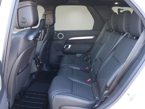 New 2026 Land Rover Discovery Dynamic SE AWD/4WD image 13