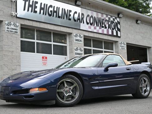 Used 2000 Chevrolet Corvette Convertible w/ Memory Pkg RWD image 14
