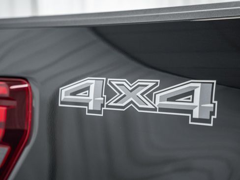 Certified 2025 Ford F150 Lariat w/ Equipment Group 502A High image 19