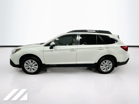 Used 2018 Subaru Outback 2.5i Premium AWD/4WD image 8