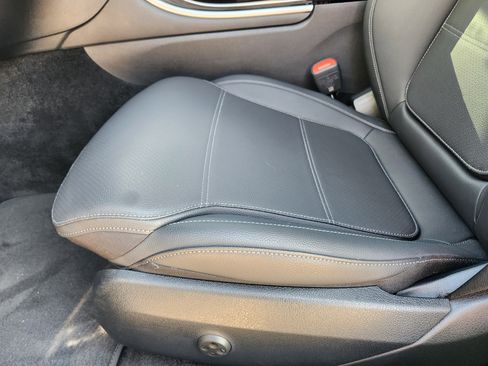 Used 2025 Mercedes-Benz C 300 C 300 image 24