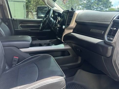 Used 2023 RAM 2500 Laramie AWD/4WD image 11