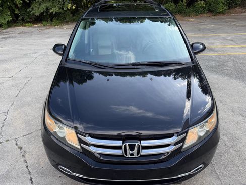 Used 2016 Honda Odyssey Touring Elite image 9