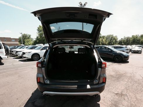 Used 2024 Ford Escape Platinum AWD/4WD image 45