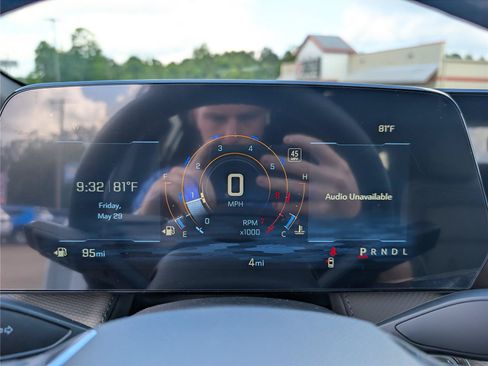 New 2026 Chevrolet Equinox LT w/ Convenience Package II FWD image 25