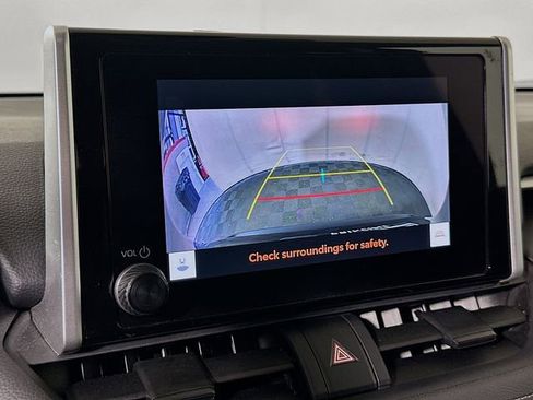 Certified 2024 Toyota RAV4 XLE FWD image 17