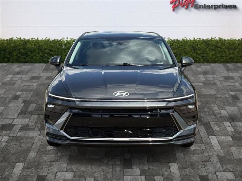 Used 2025 Hyundai Sonata SE FWD image 5