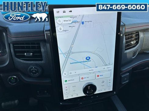 Used 2022 Ford Expedition Max Limited AWD/4WD image 26