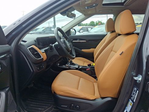Used 2025 Kia Seltos EX w/ EX Sunroof Package AWD/4WD image 15