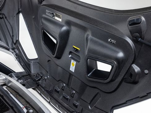 Used 2022 Lamborghini Huracan STO image 34