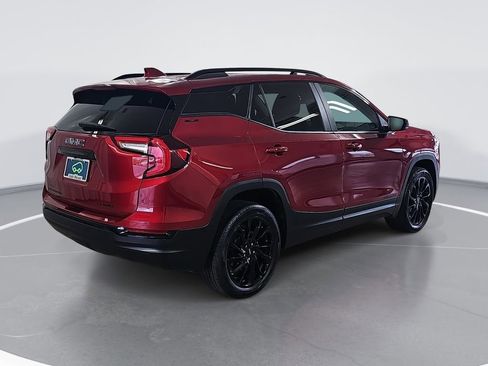 Used 2023 GMC Terrain SLE w/ Driver Convenience Package AWD/4WD image 3