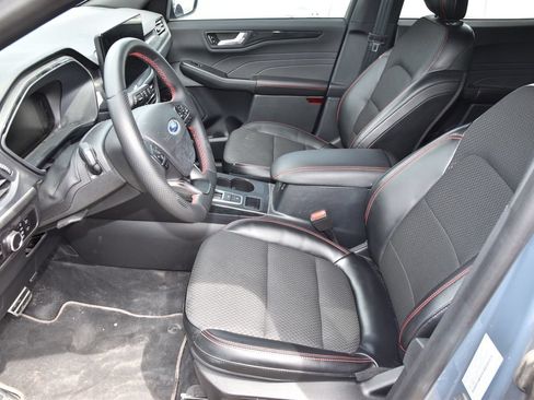 Used 2023 Ford Escape ST-Line w/ Tech Pack #1 FWD image 10