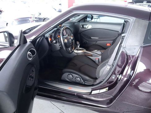 Used 2015 Nissan 370Z Coupe RWD image 14
