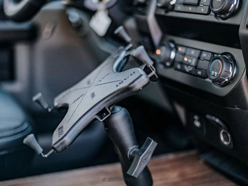 Used 2022 Ford F550 4x4 Crew Cab Super Duty w/ Power Equipment Group image 25