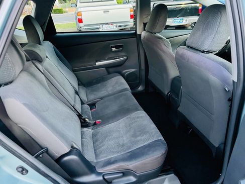 Used 2013 Toyota Prius V Three FWD image 16