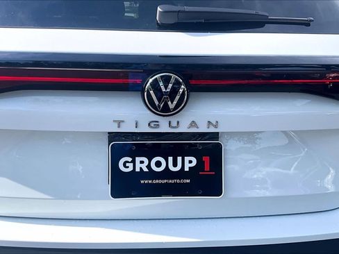 New 2026 Volkswagen Tiguan S FWD image 15