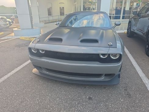 Used 2023 Dodge Challenger SRT Hellcat image 2