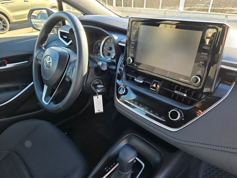 Used 2022 Toyota Corolla SE image 11