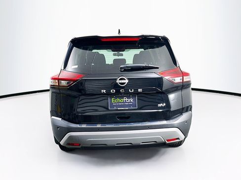 Used 2023 Nissan Rogue SV FWD image 7