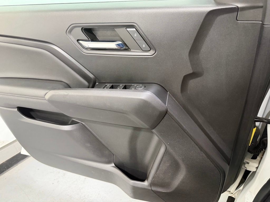 Used 2023 Chevrolet Colorado LT w/ LT Convenience Package II AWD/4WD image 12