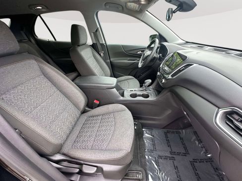 Used 2024 Chevrolet Equinox LT FWD image 28