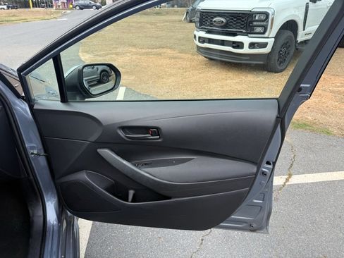 Used 2023 Toyota Corolla LE image 27