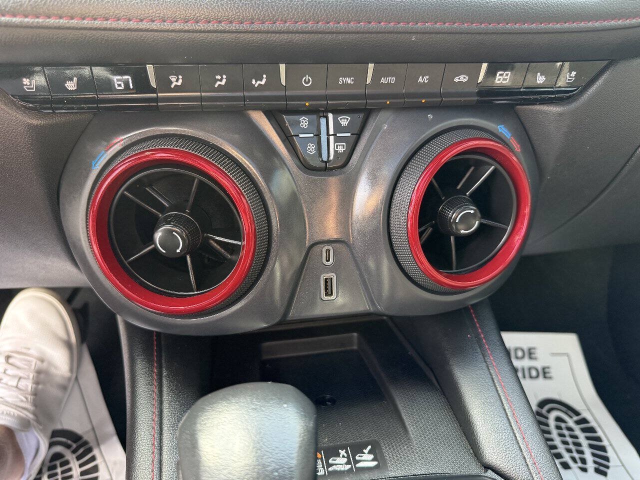 Used 2020 Chevrolet Blazer RS AWD/4WD image 22
