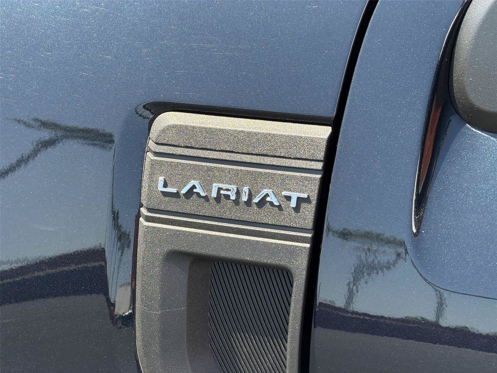 Used 2022 Ford Maverick Lariat w/ Lariat Luxury Package FWD image 8