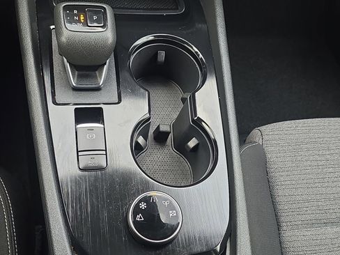 Used 2023 Nissan Rogue SV image 22