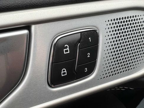Used 2023 Ford Explorer ST w/ Equipment Group 401A AWD/4WD image 28