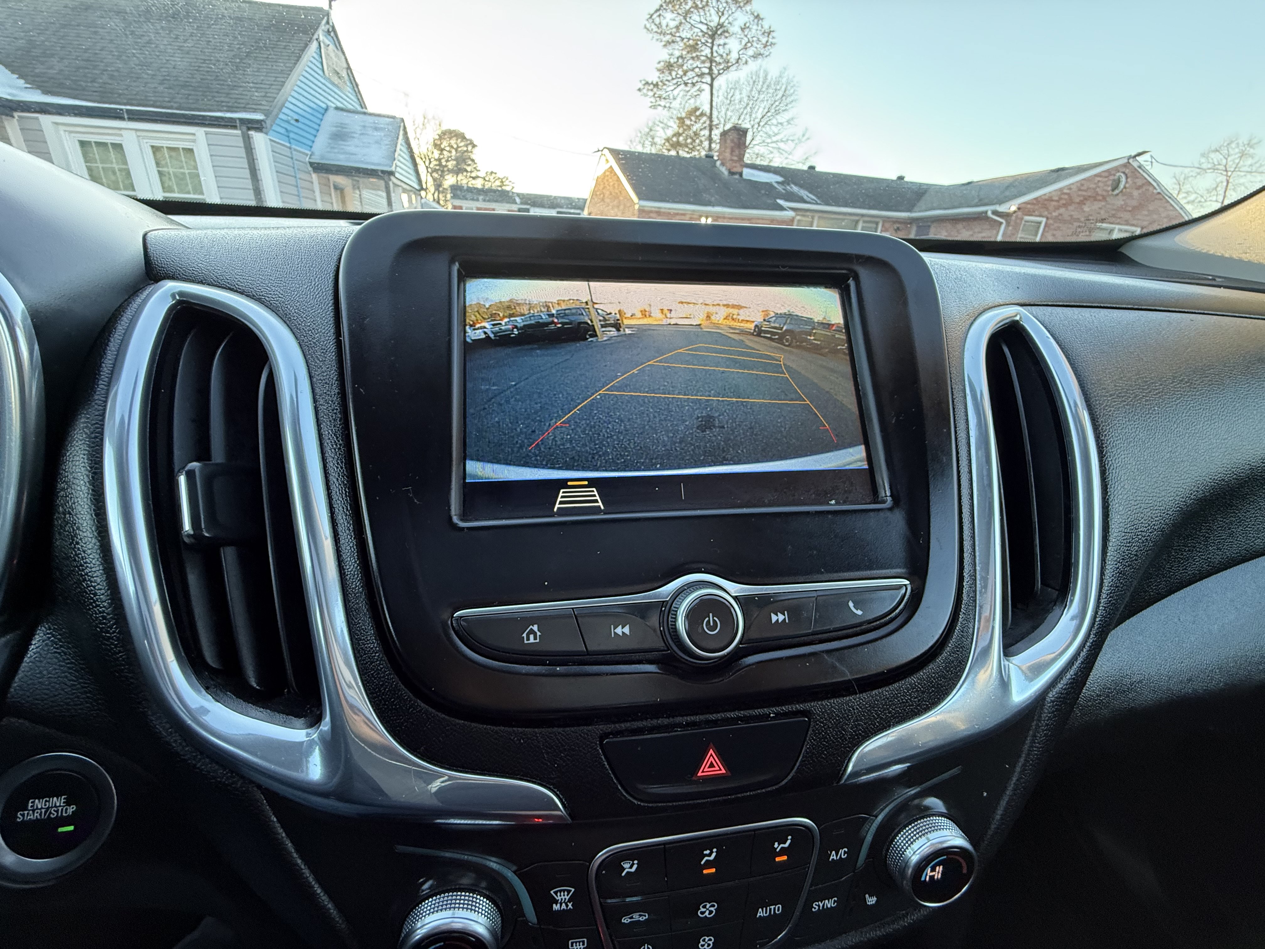 Used 2019 Chevrolet Equinox LT AWD/4WD image 27