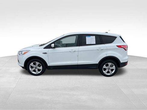 Used 2015 Ford Escape SE image 4